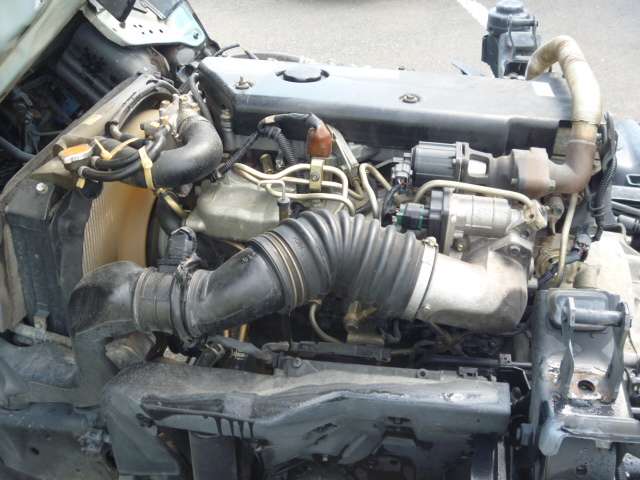 Isuzu Elf 12