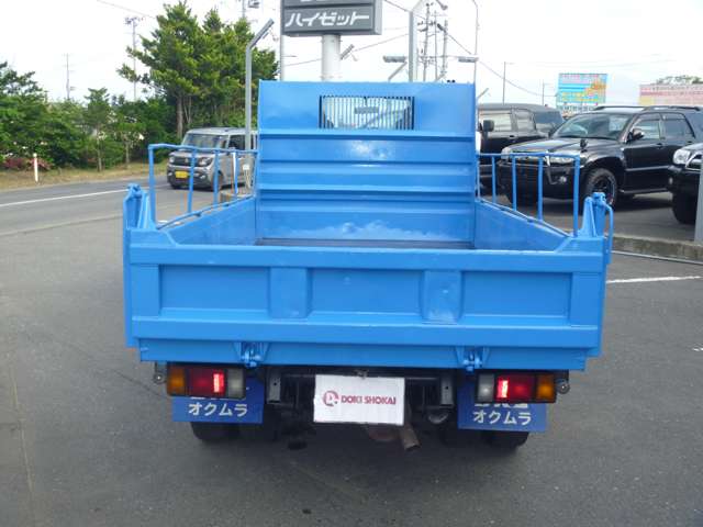 Isuzu Elf 5