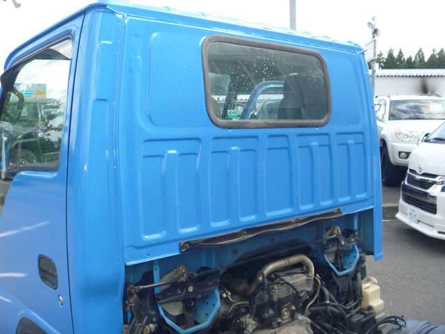 Isuzu Elf 9