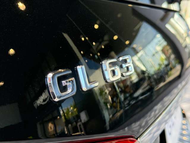 Mercedes-Benz GL-Class 9