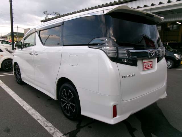 Toyota Vellfire 7