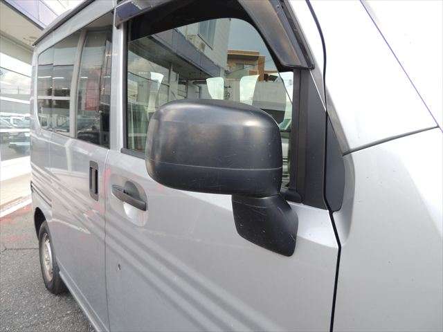 Honda N-VAN 9