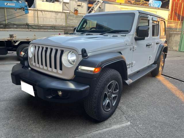 Jeep Wrangler 3