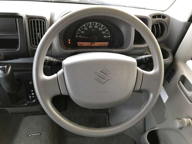 Suzuki Every 12