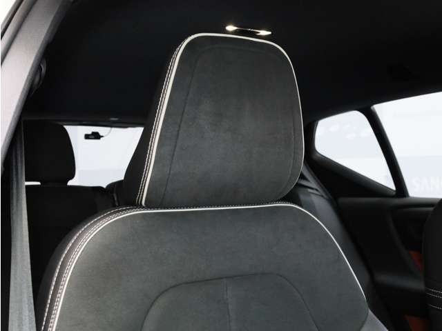 Volvo XC40 9