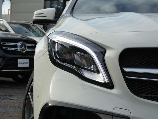 Mercedes-Benz GLA-Class 5
