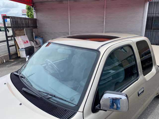 Toyota Hilux 9