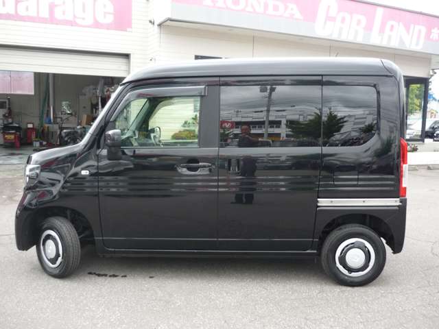 Honda N-VAN 8