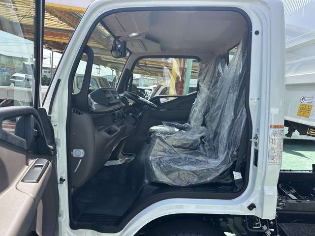 Mitsubishi Fuso Canter 5