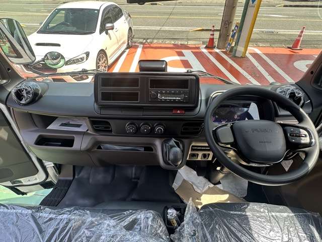 Mitsubishi Fuso Canter 6
