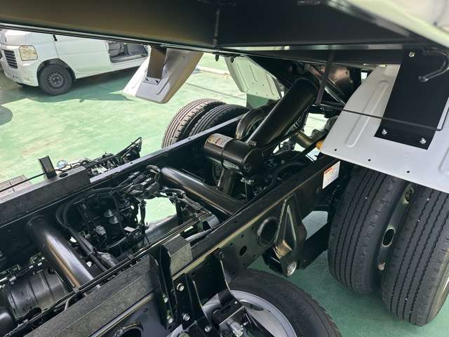 Mitsubishi Fuso Canter 8