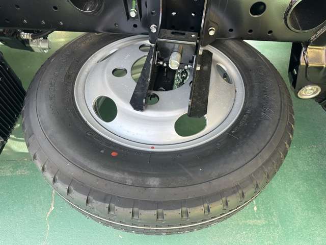Mitsubishi Fuso Canter 10