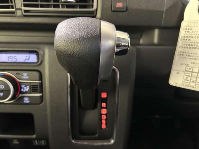 Daihatsu Atrai 11