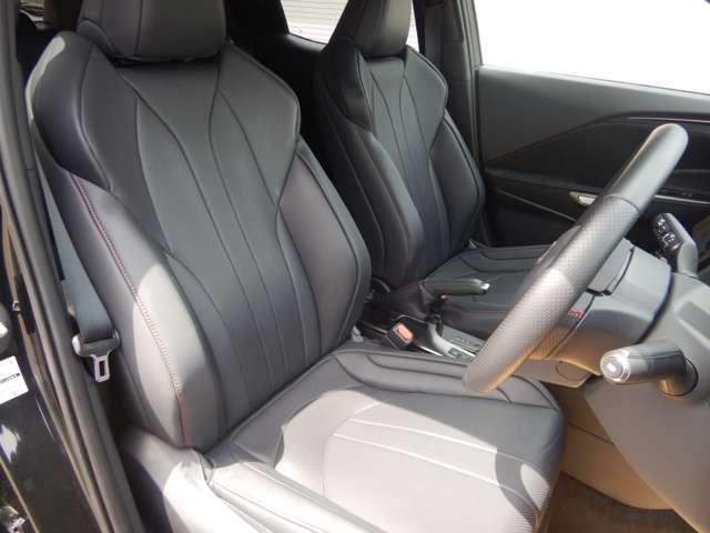 Lexus LBX 10