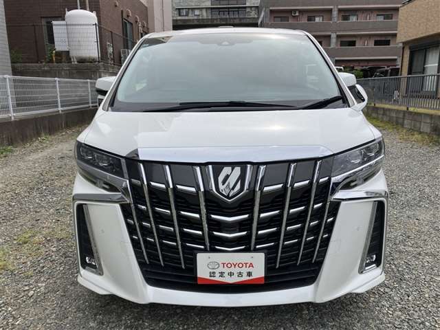 Toyota Alphard 8