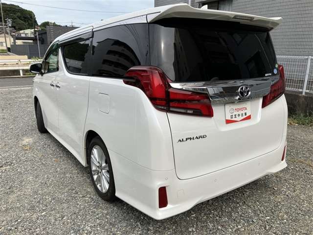 Toyota Alphard 10