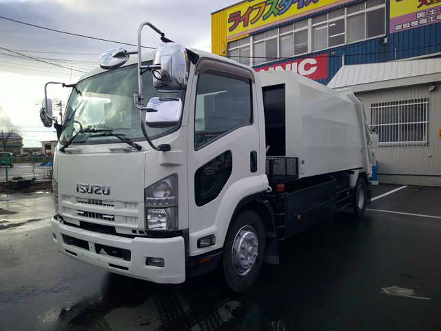 Isuzu Forward 3