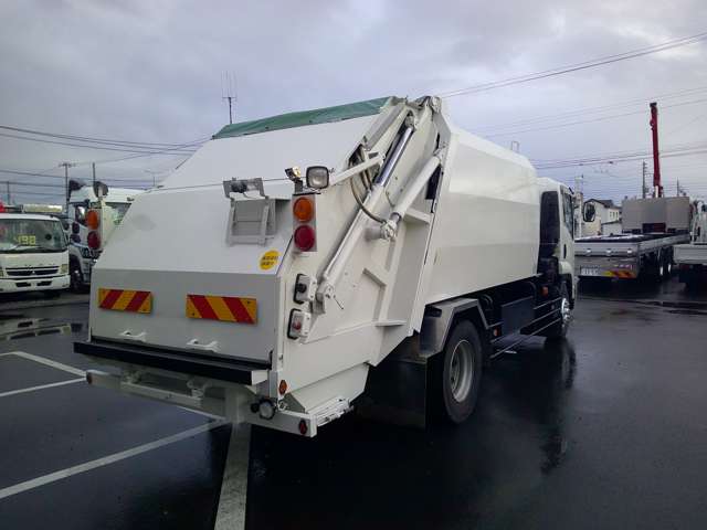 Isuzu Forward 7