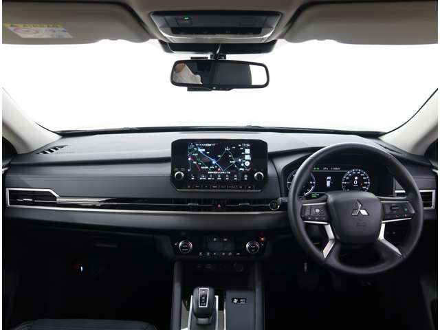 Mitsubishi Outlander 4