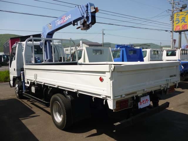 Isuzu Elf 12