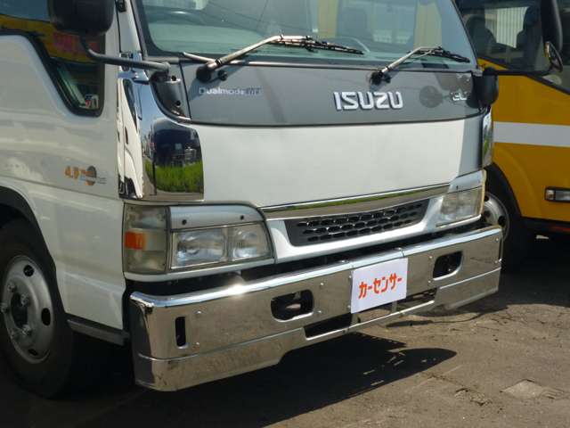 Isuzu Elf 4