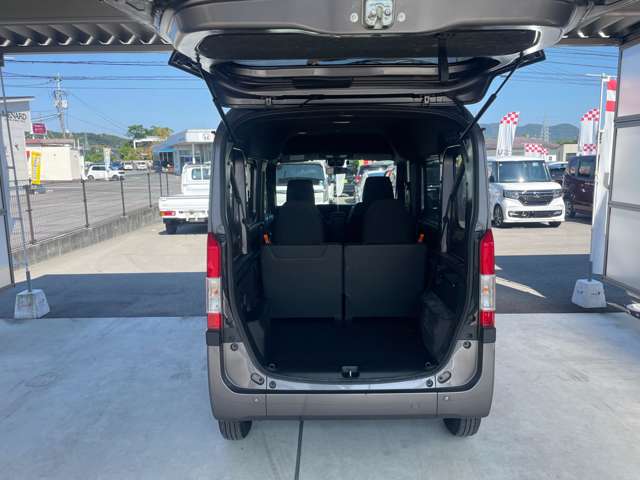 Honda N-VAN 12