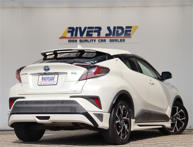 Toyota C-HR 6