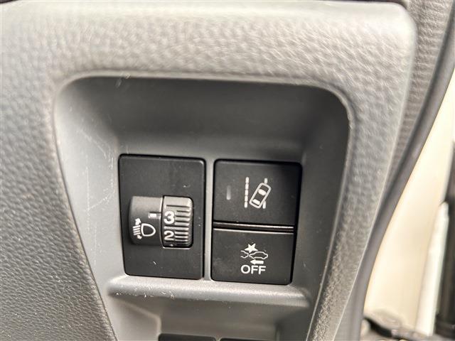 Honda N-VAN 12