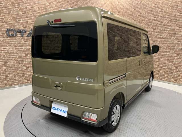 Daihatsu Atrai 11