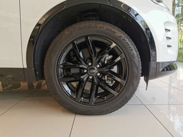 Land Rover Discovery Sport 9