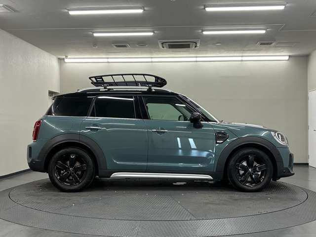MINI Crossover 11