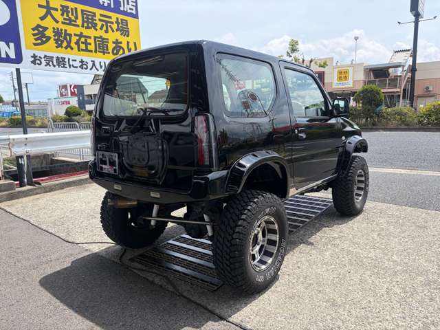 Suzuki Jimny 12
