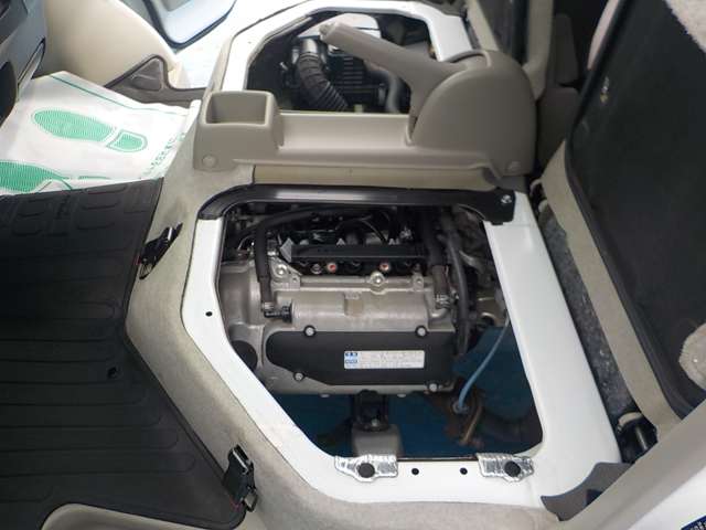 Nissan NV100 Clipper 7