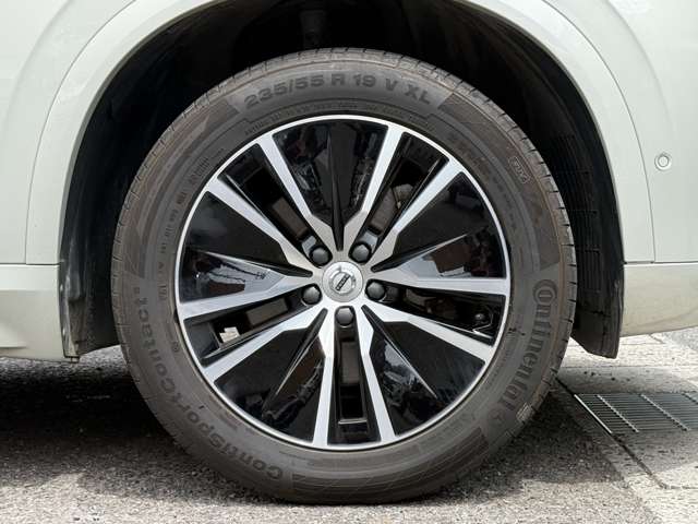Volvo XC90 9