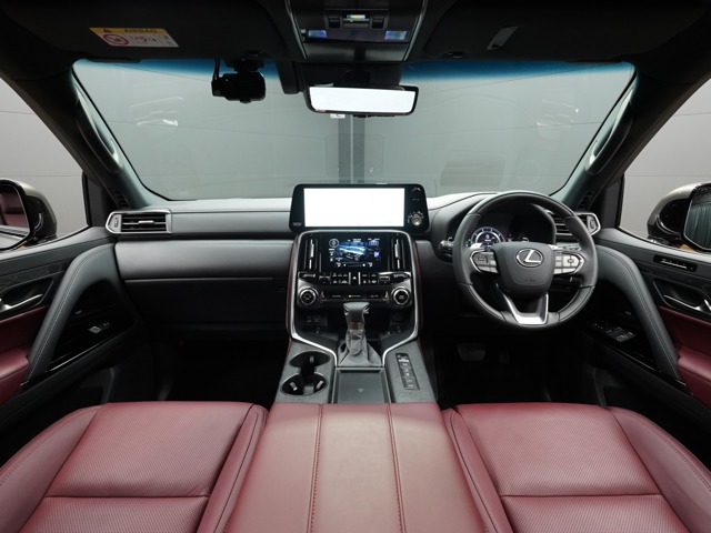 Lexus LX 5