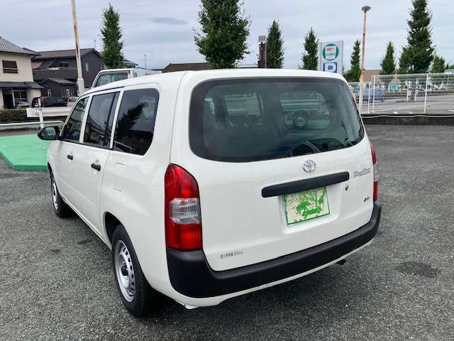 Toyota Probox Van 11