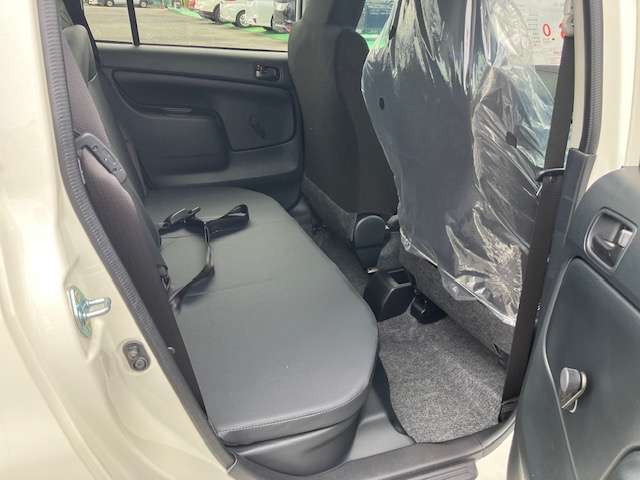 Toyota Probox Van 12