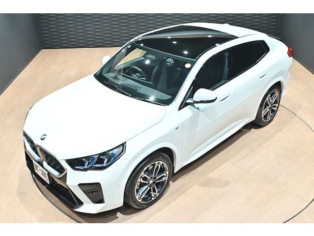 BMW X2 8
