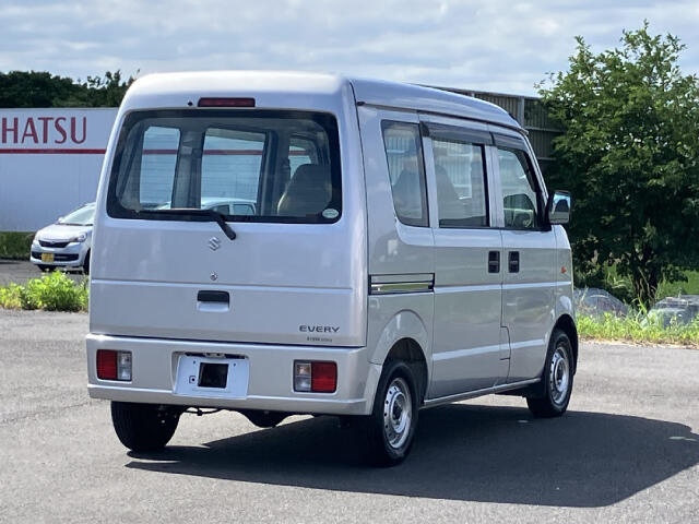 Suzuki Every 9
