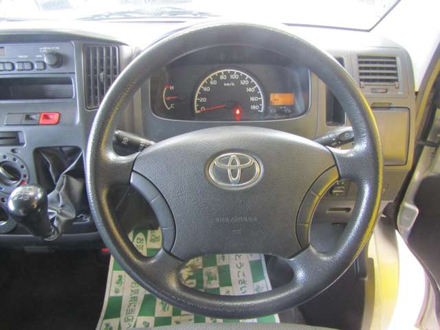 Toyota Light Ace Truck 5