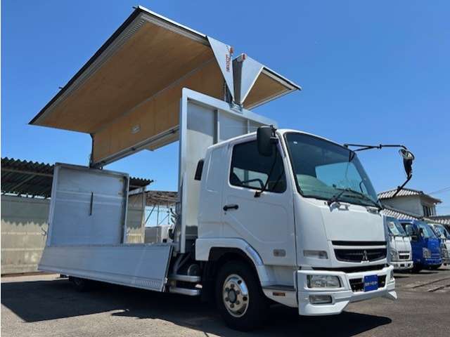 Mitsubishi Fuso Fighter 2