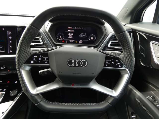 Audi Q4 e-tron 5