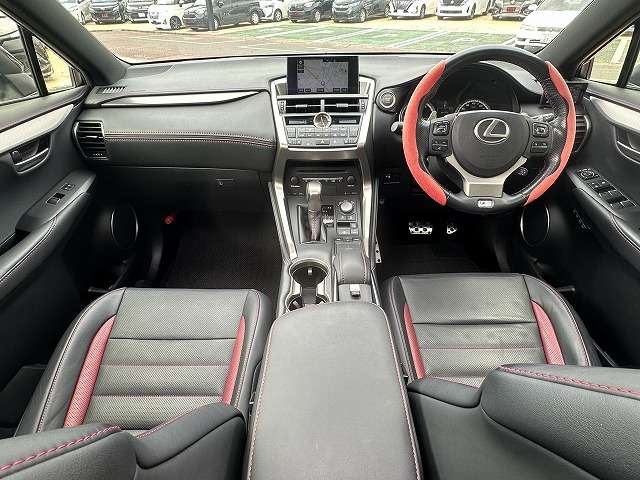 Lexus NX 3