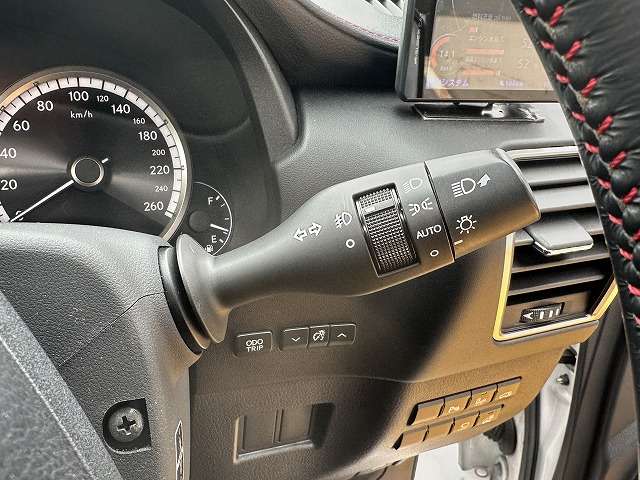 Lexus NX 7