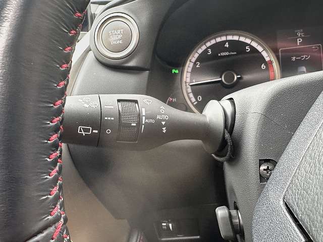 Lexus NX 8