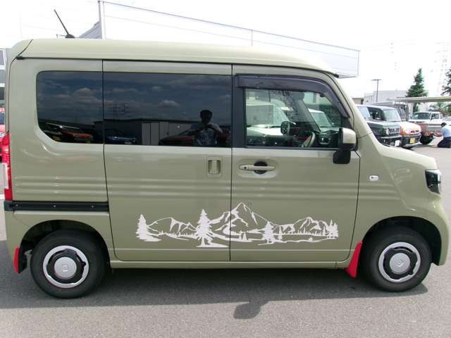 Honda N-VAN 11