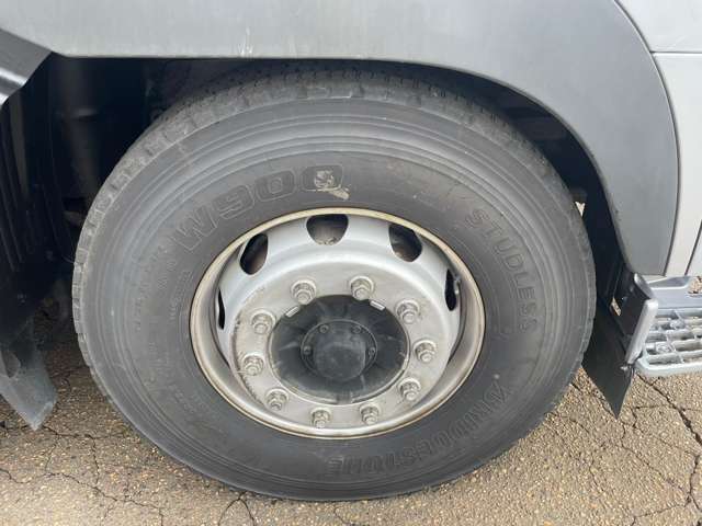 Hino Profia 8