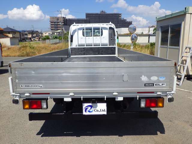 Isuzu Elf 5
