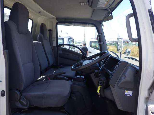 Isuzu Elf 10