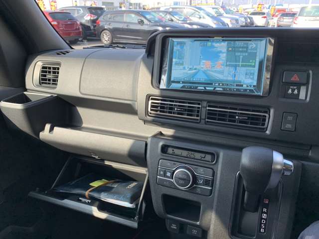 Daihatsu Atrai 10
